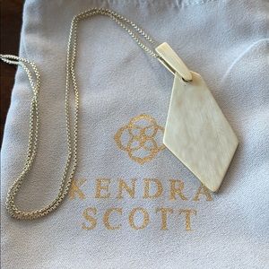 Kendra Scott Necklace